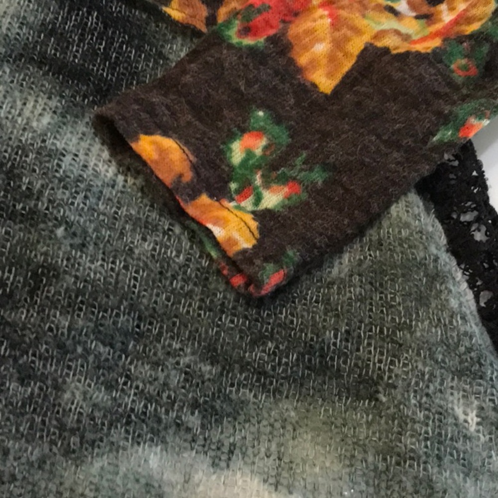 Cowl neck mixed media top/ sweater S - Picture 4 of 7